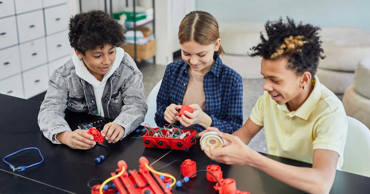 Kids who explore creative summer camp themes like STEM activities